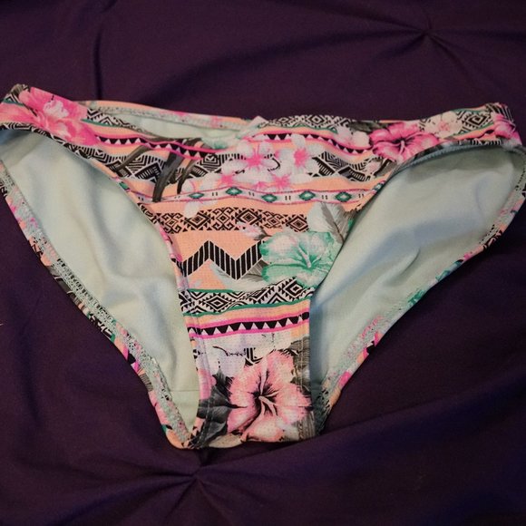 NOBO swimsuit bottoms - Picture 1 of 2
